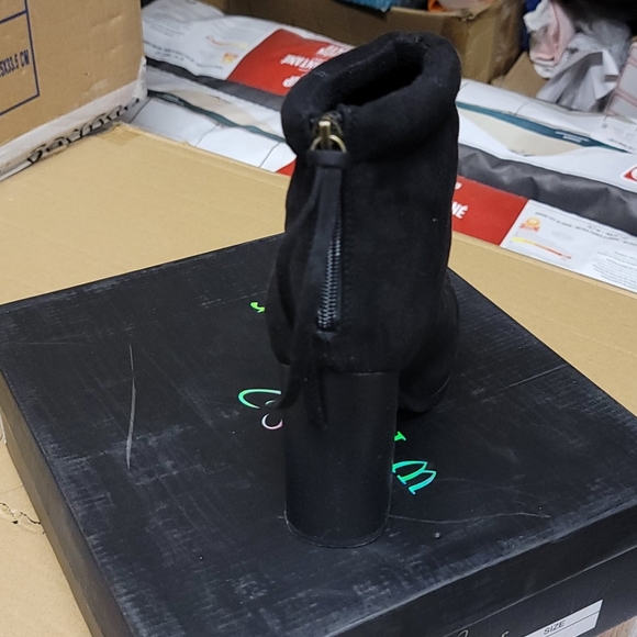 bootys - Picture 2 of 4